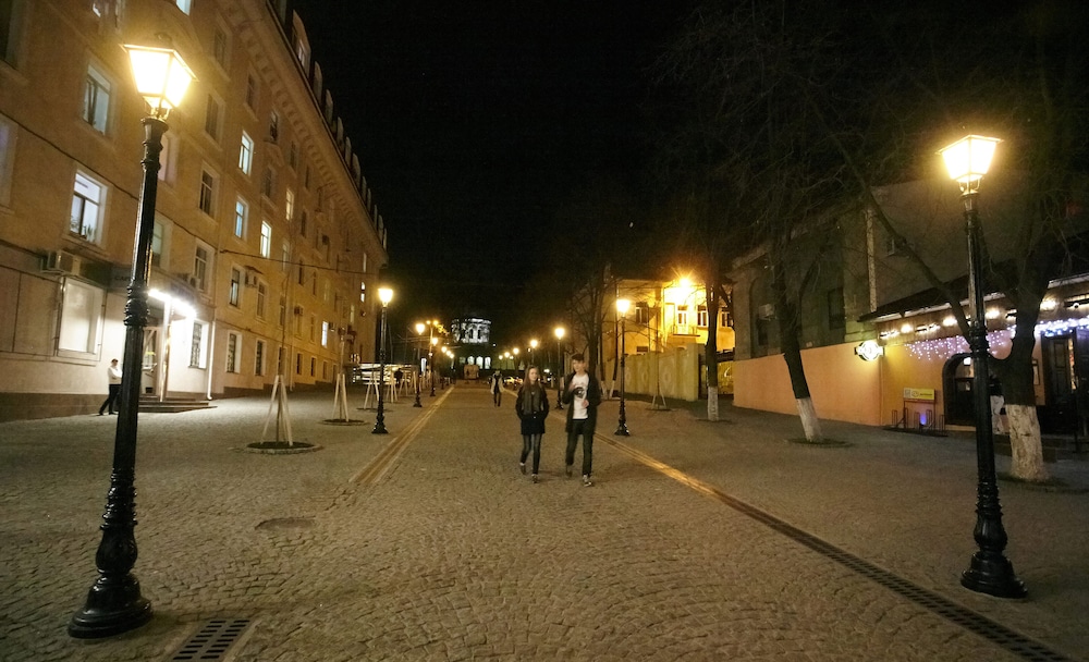 CITY PARK HOTEL 49/51