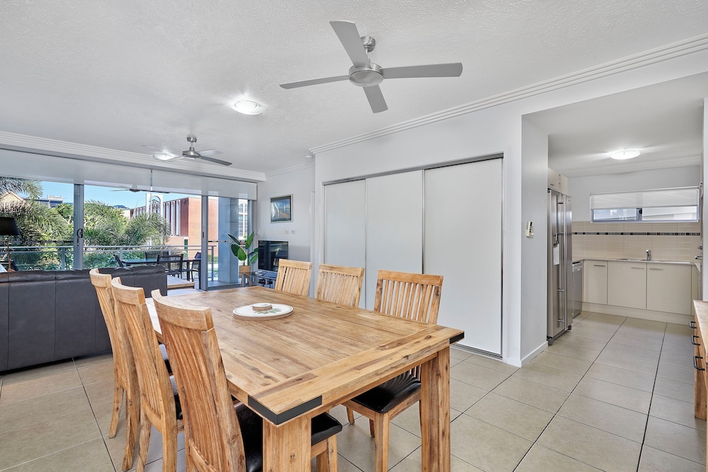 Vision Cairns Apartments 55/72