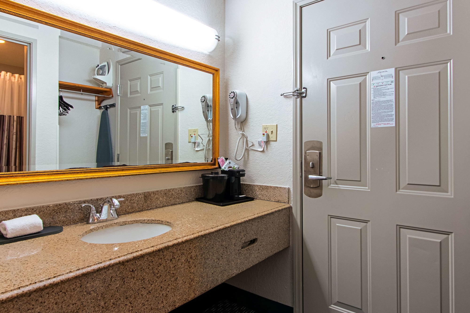 غرفة بسرير كينج، La Quinta Inn by Wyndham Ft. Lauderdale Tamarac East 8/10
