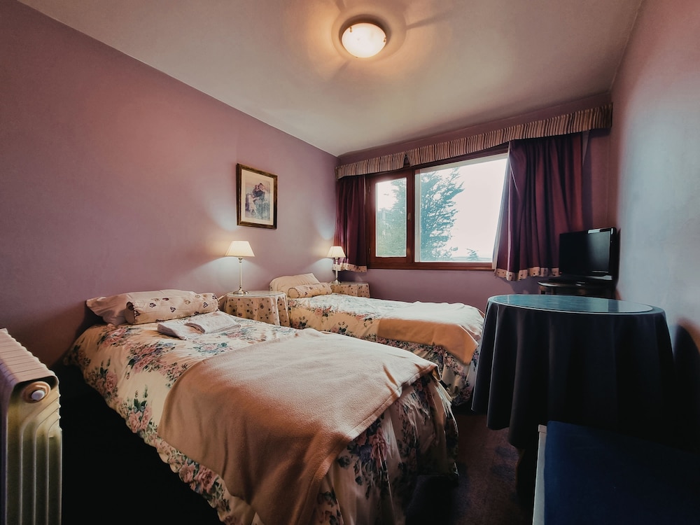 BASIC, TWIN BEDS