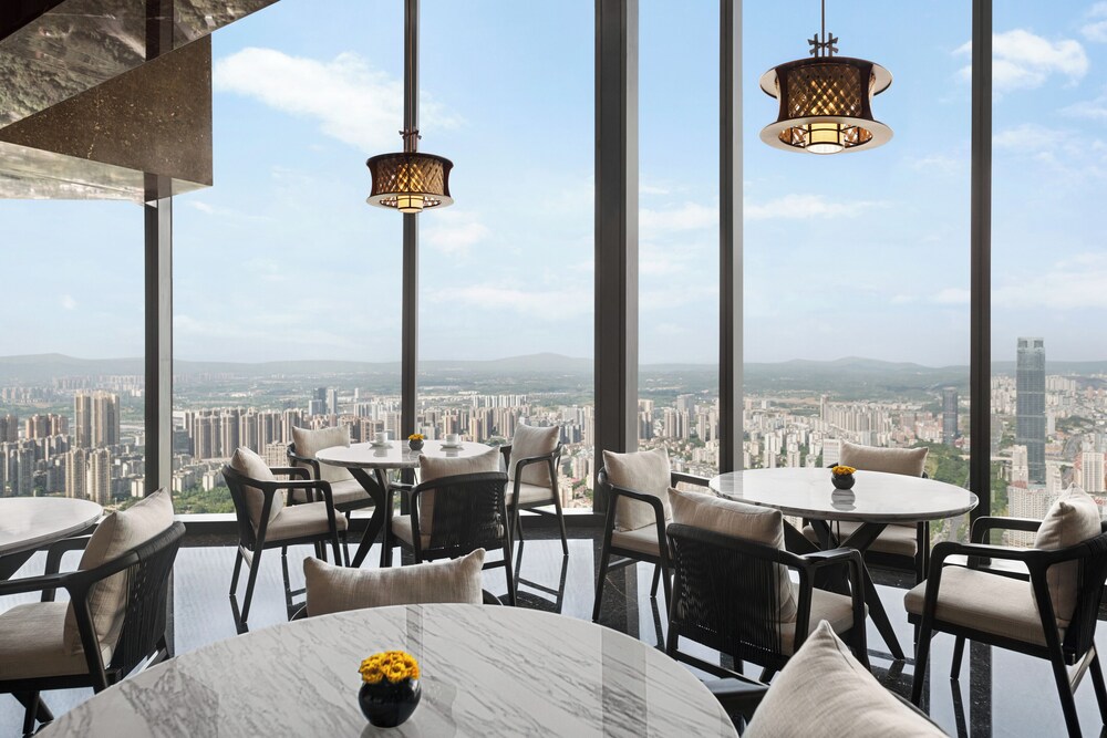 Shangri-La Nanning 33/48