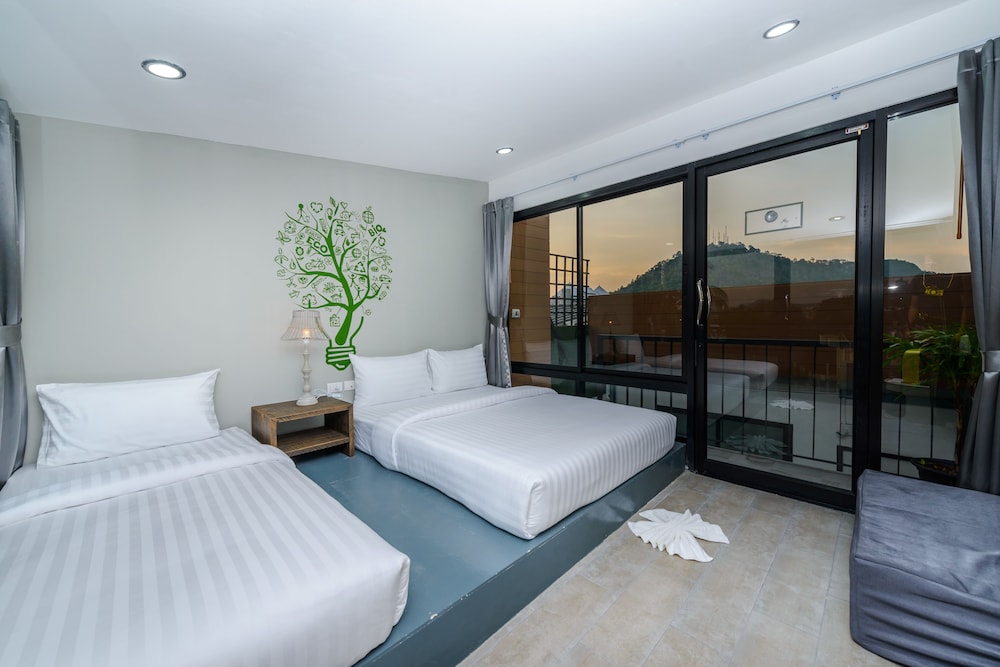 Eco Hostel Phuket 9/60