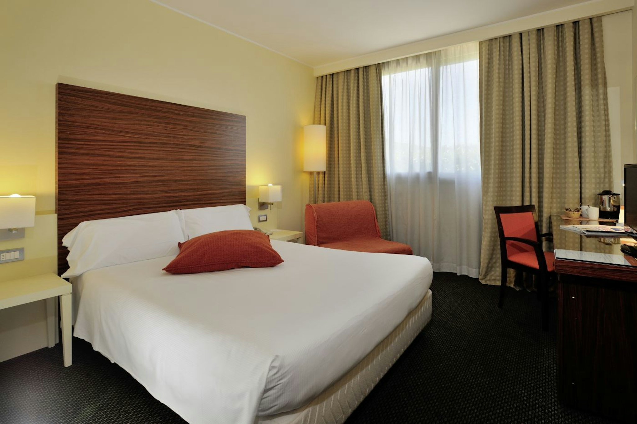La Meridiana Bleisure Hotel 9/50