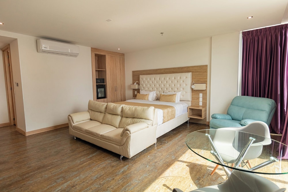 Hotel Roseliere Bucaramanga 30/50