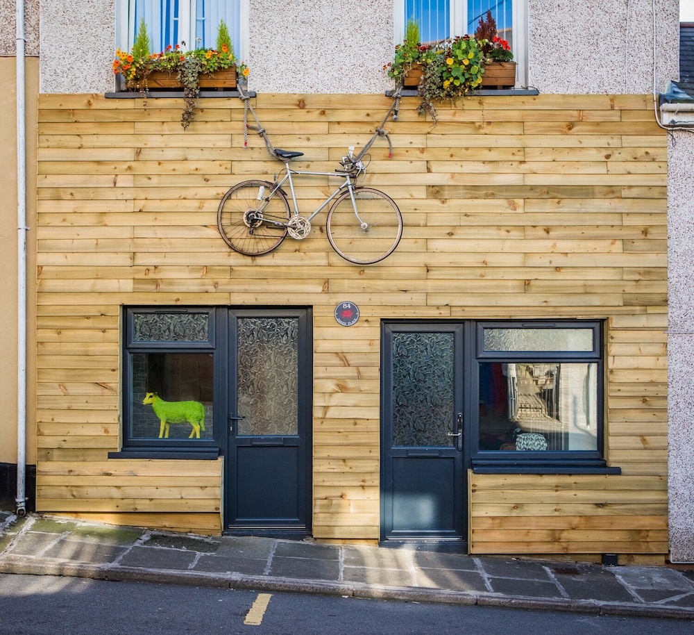 James' Place At Dowlais 5/48