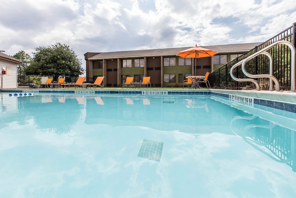 Comfort Inn Warner Robbins 3/21