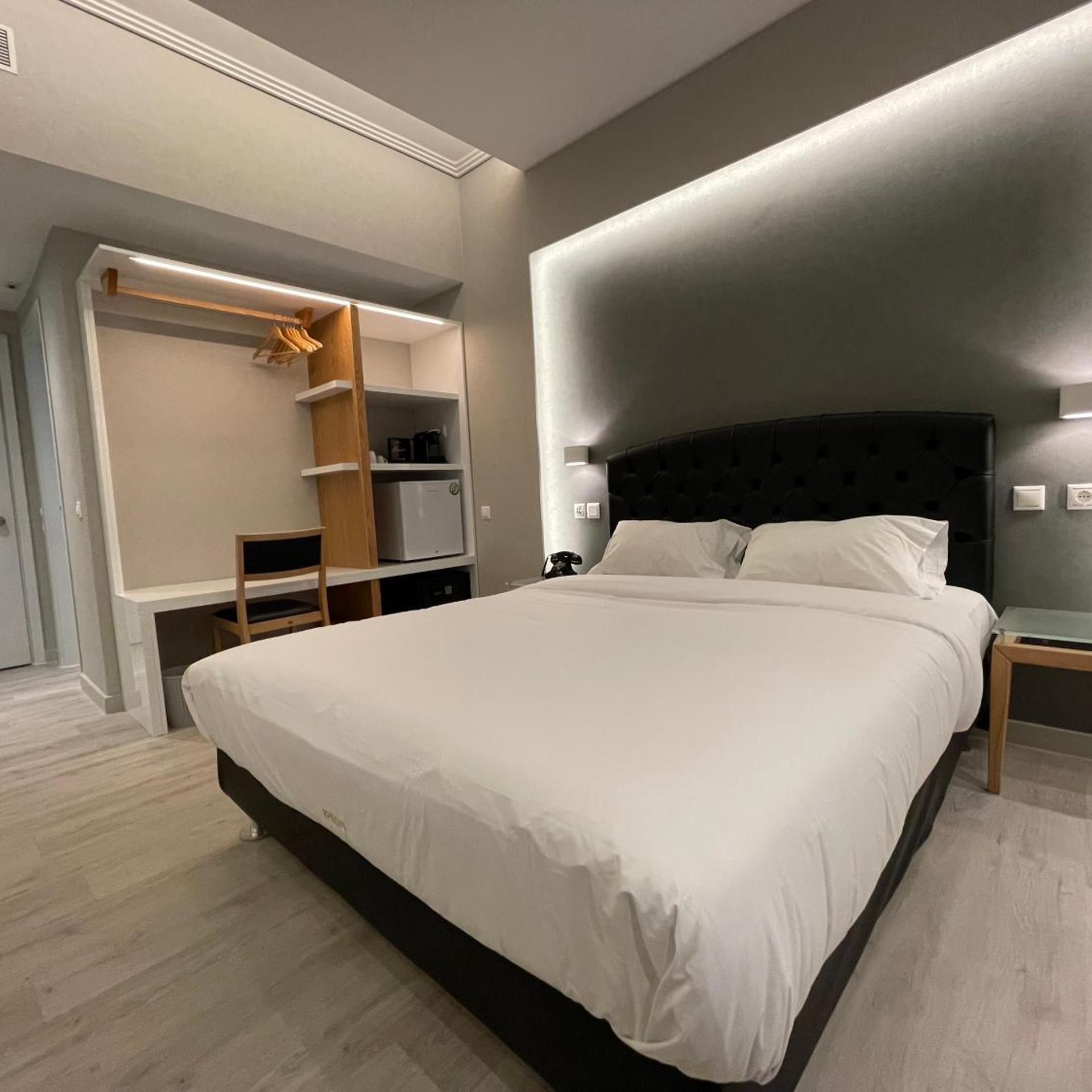 Room, Double Bed, Sea View