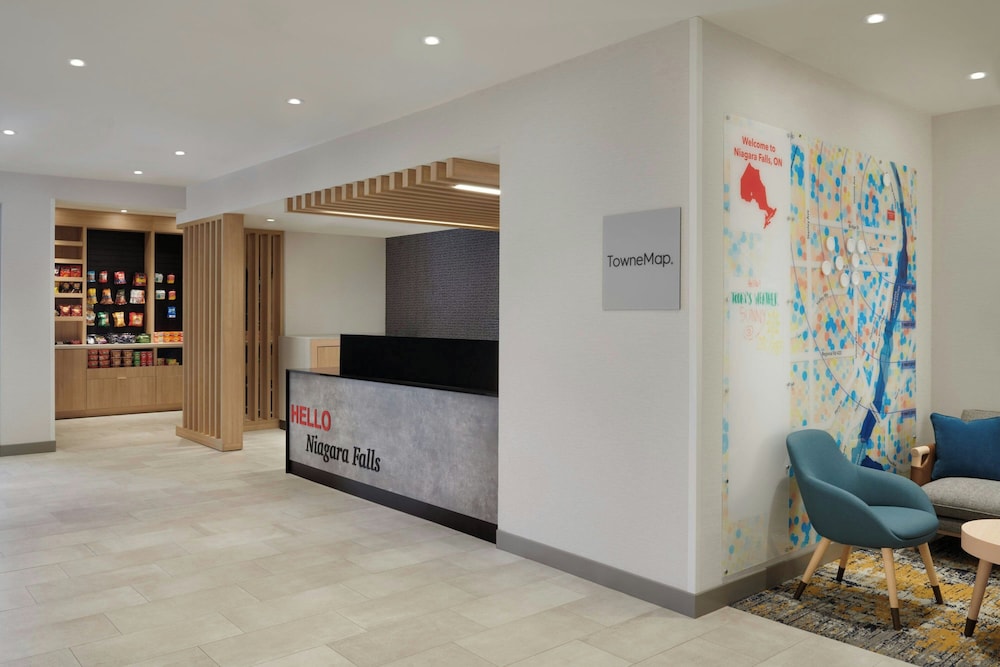 Ramada By Wyndham Niagara Falls By the River 6/47