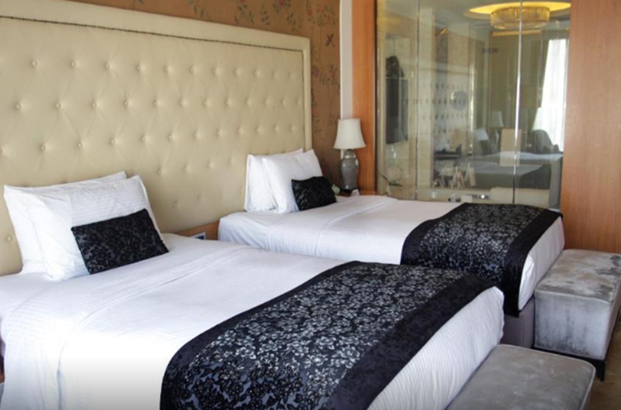 Deluxe, Twin Beds, Executive Level