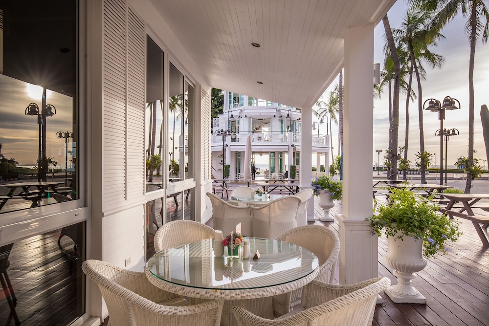 AMBASSADOR CITY JOMTIEN - OCEAN WING 25/50