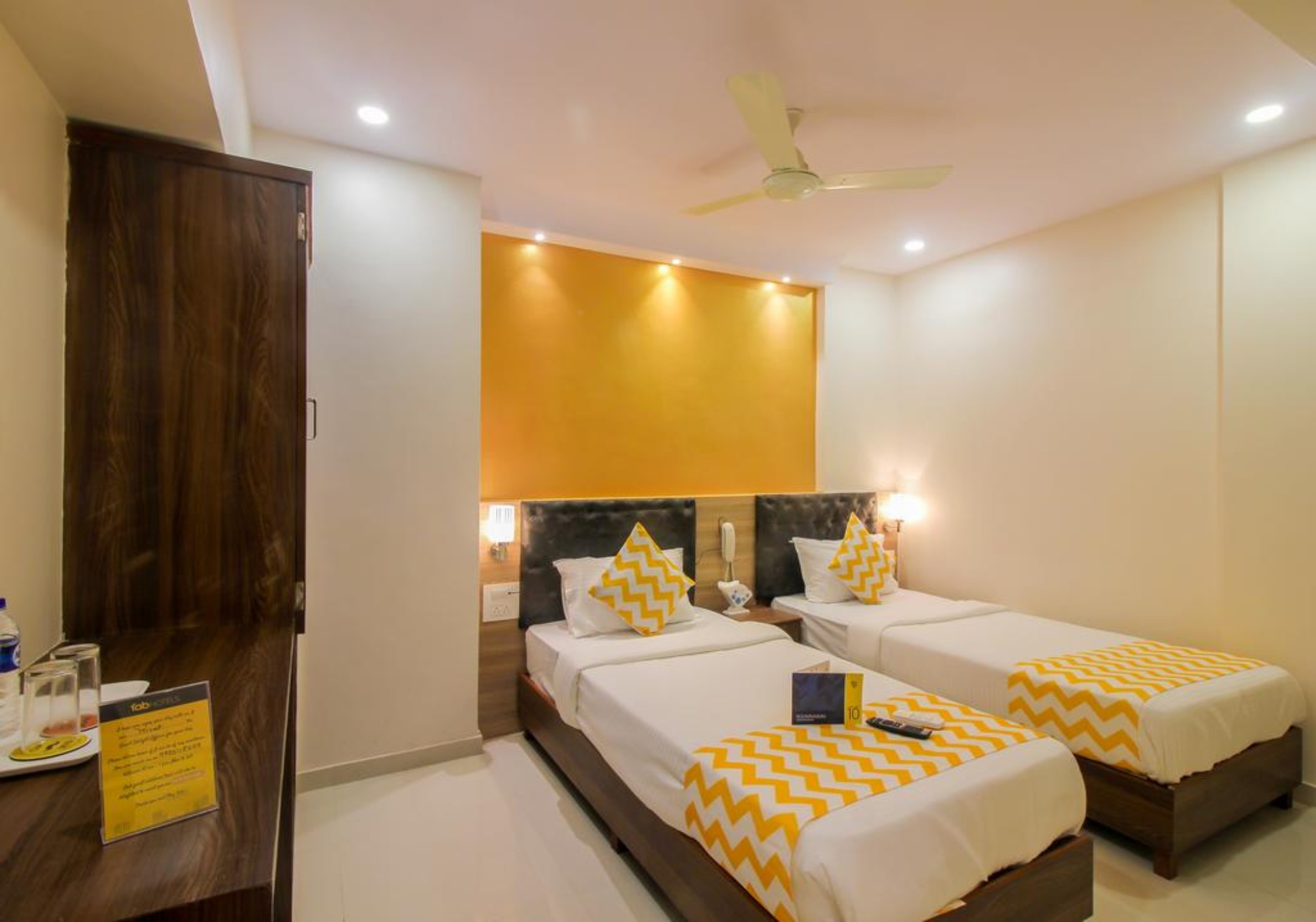 Fabhotel Hill Park Mumbai Airport 13/23