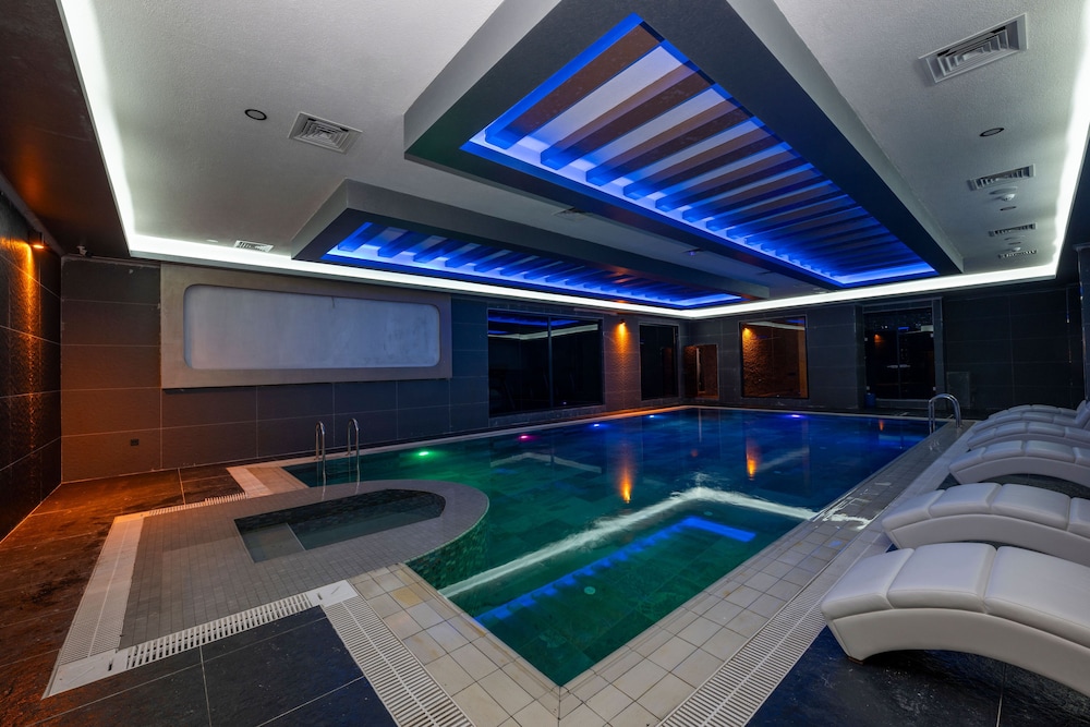 The Nirvanas Hotel 15/29
