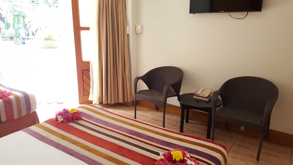 Hexagon International Hotel 29/50