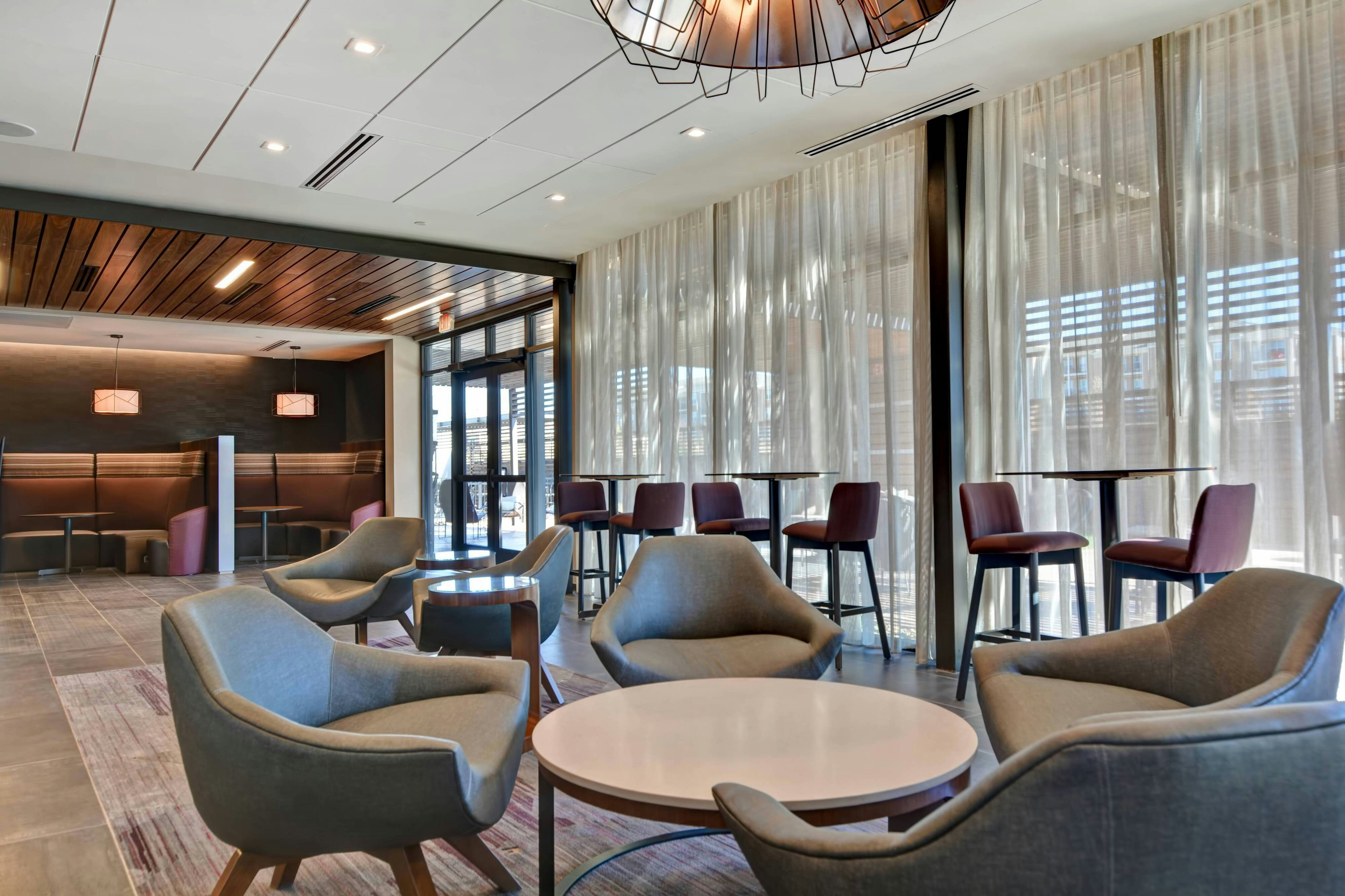 Courtyard by Marriott Bentonville Rogers Promenade 15/27