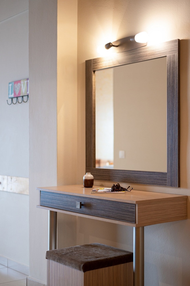 Minos Boutique Hotel 7/50