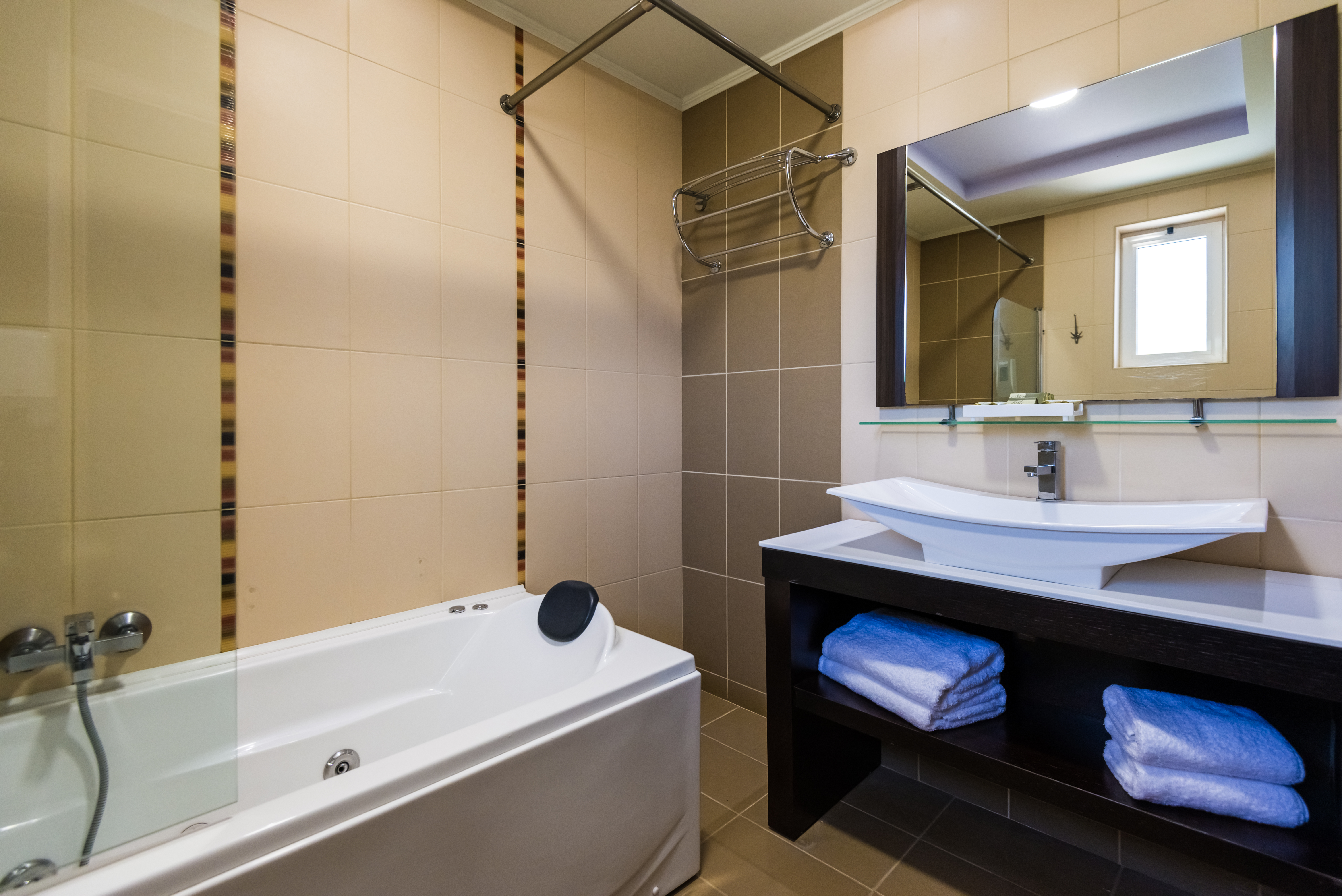 Gaia Palace Hotel 65/65