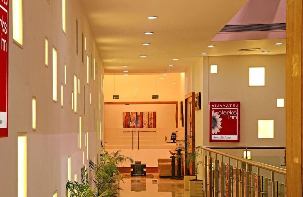 Vijaya Tej Clarks Inn 4/31