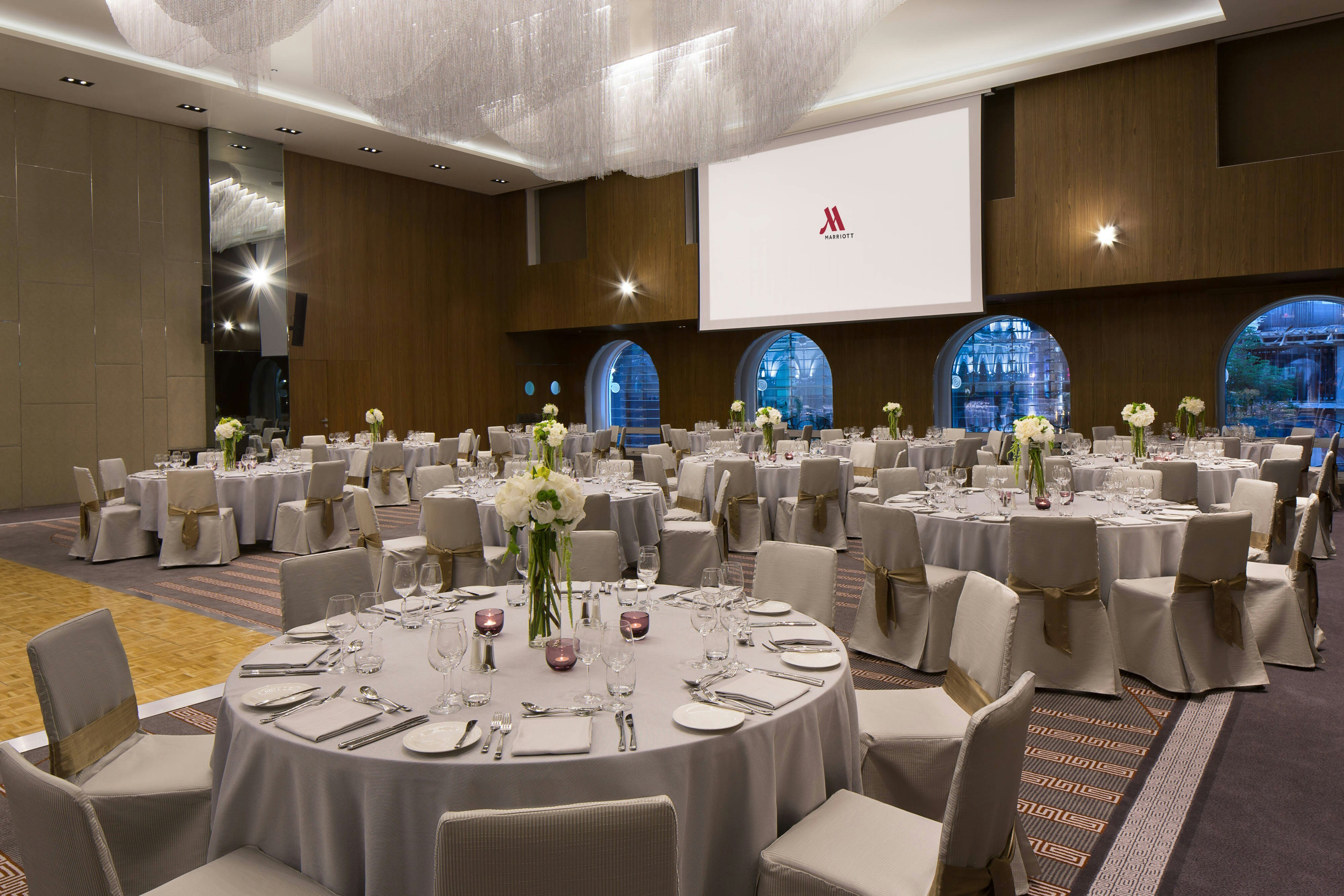 Skopje Marriott Hotel 59/62