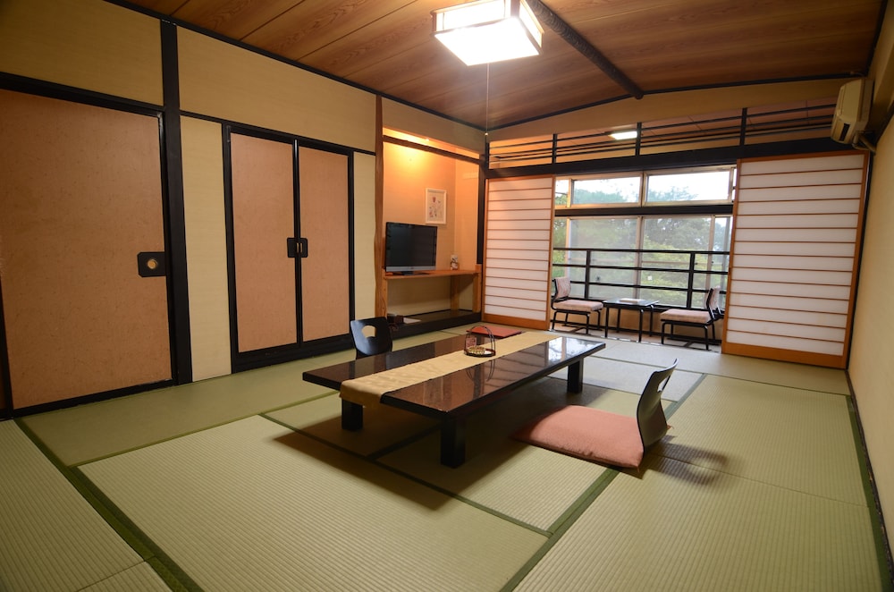 Ikaho Onsen Seikanso 4/33