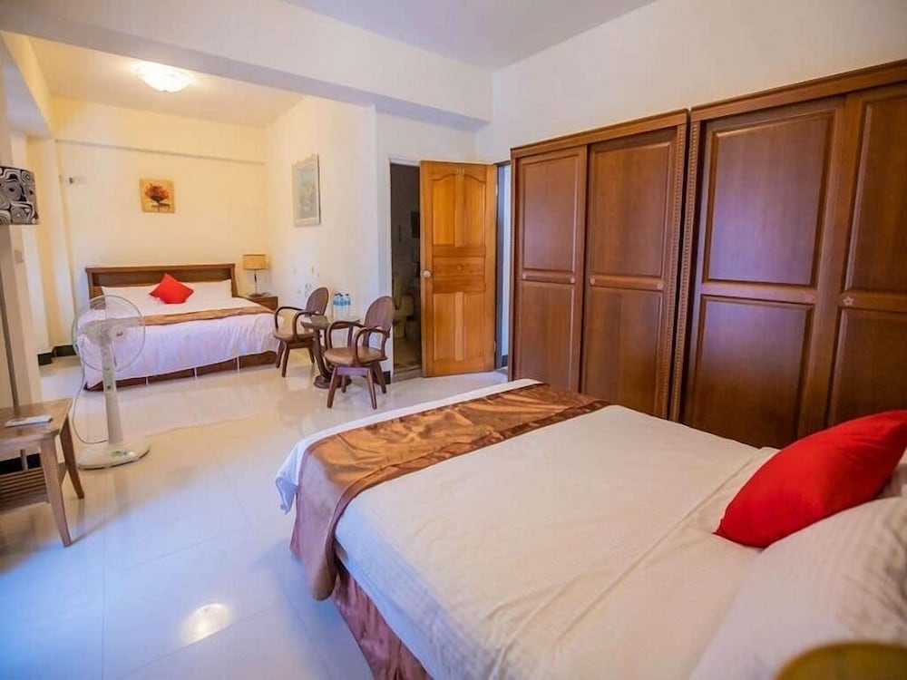 Shang Her Yuan Bed And Breakfast 16/32