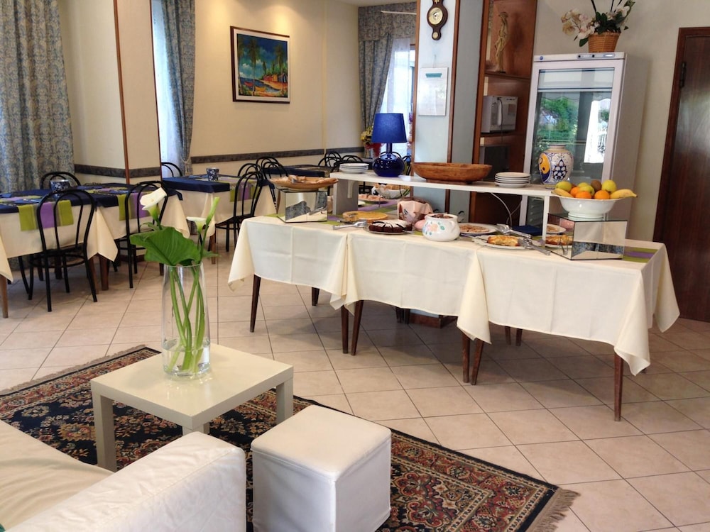 Villa Giovanna Hotel 33/40
