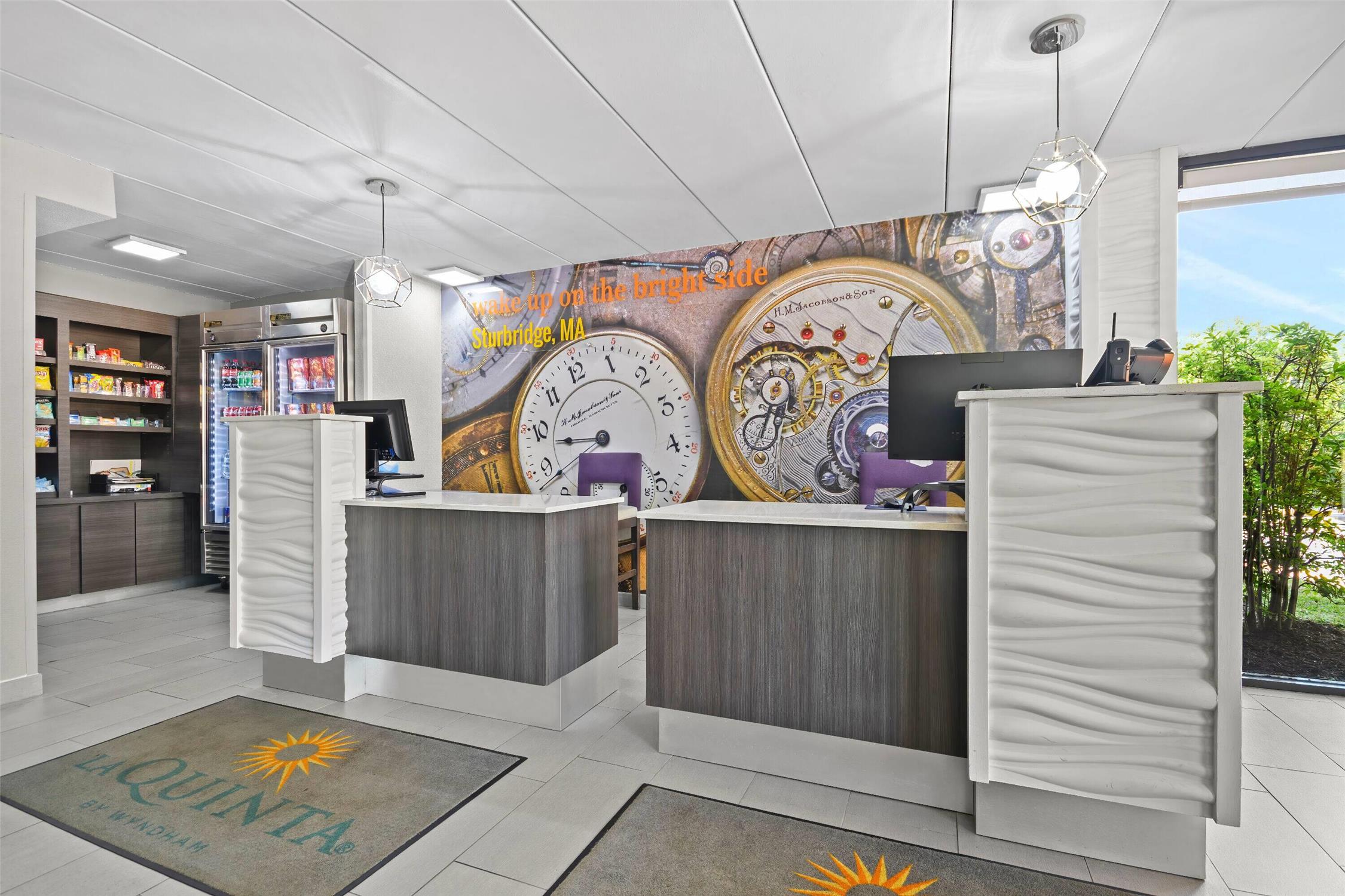 La Quinta Inn & Suites by Wyndham Sturbridge 4/50