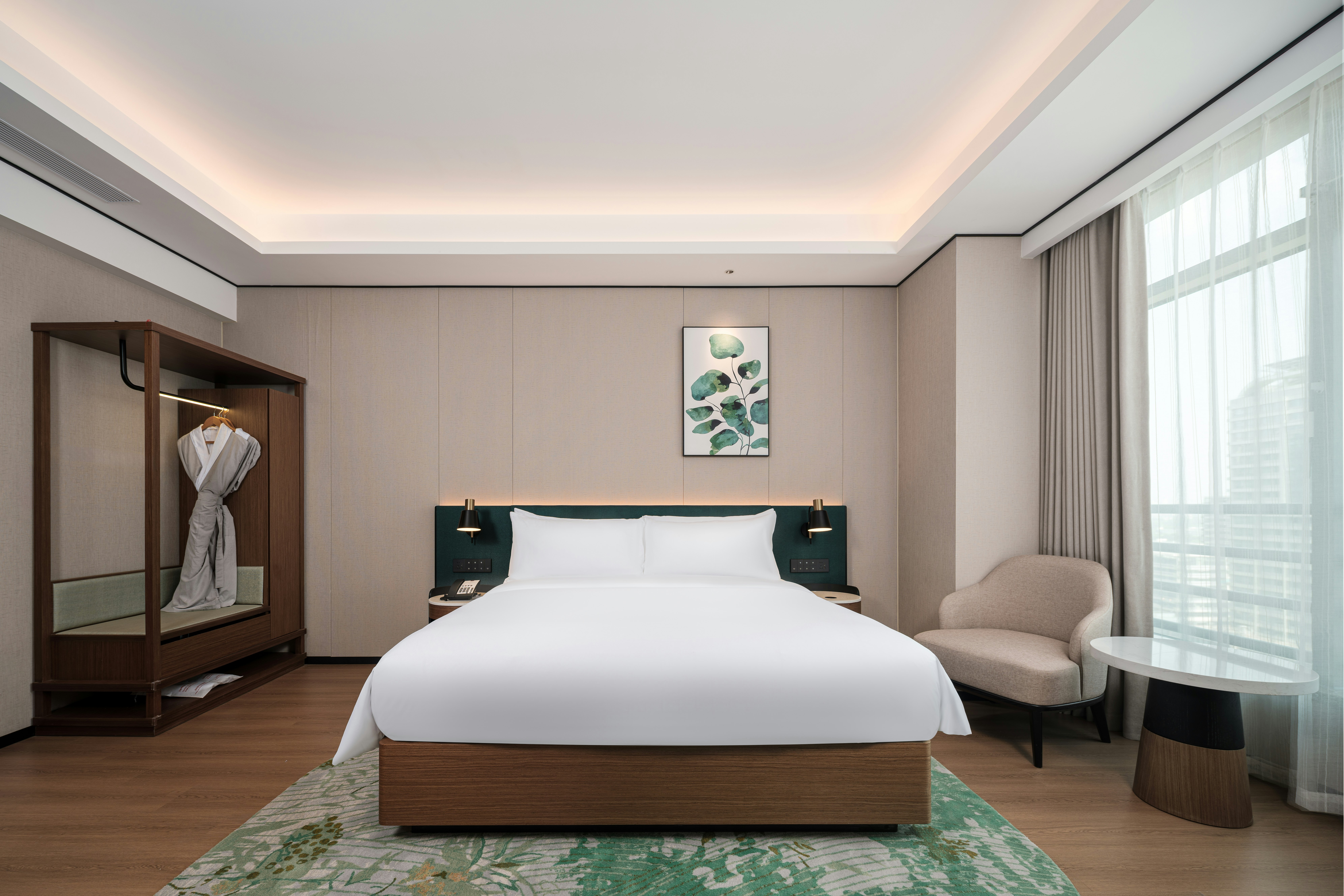 DELUXE, SUITE, KING BED