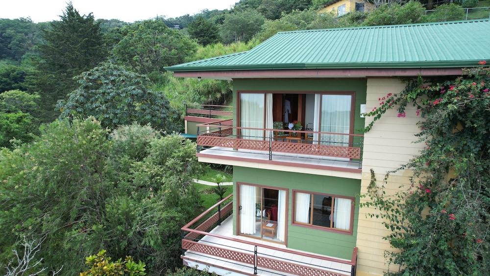 Hotel Ficus Monteverde 8/74