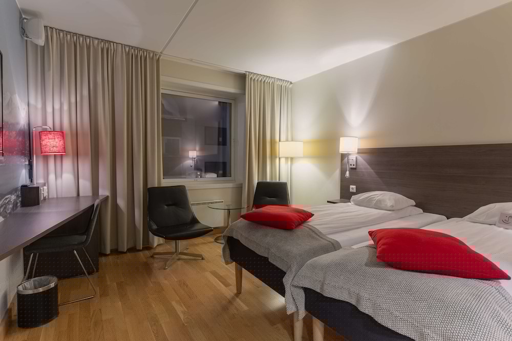 Quality Hotel Grand Tromso 25/69