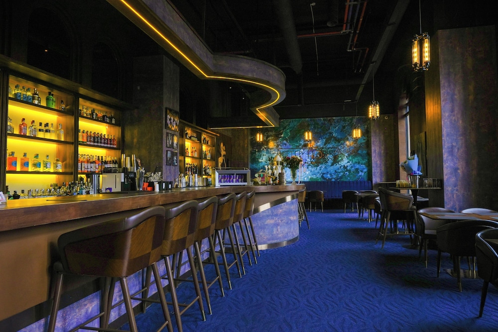 Chinggis Khaan Hotel 52/66