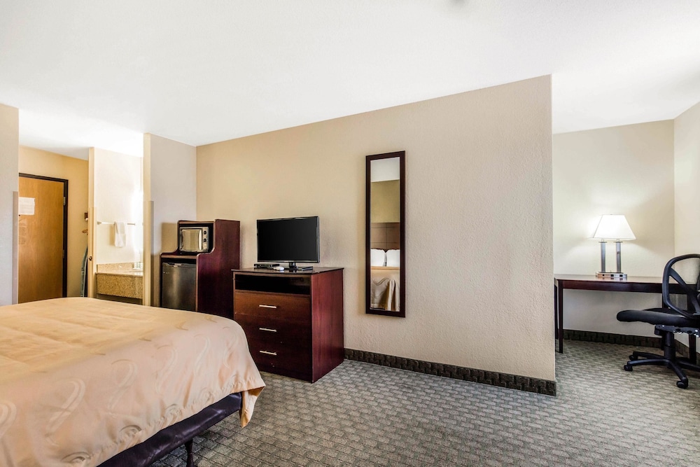 Quality Inn Batesville 21/40