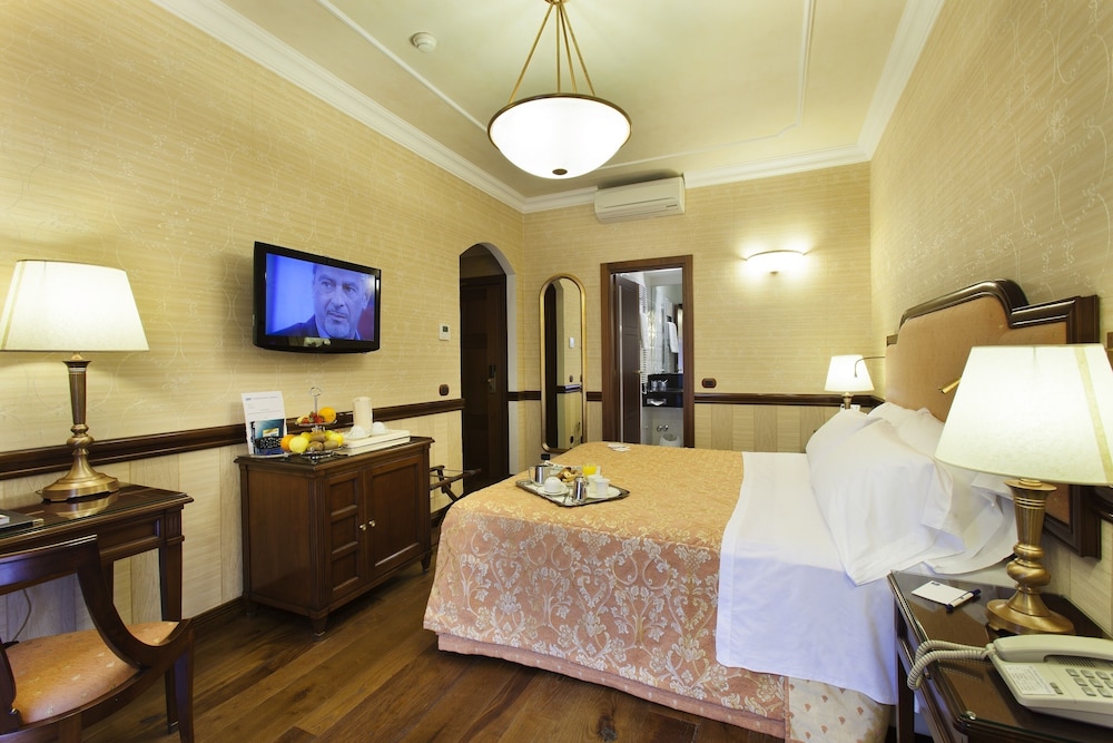 Phi Hotel Principe 22/60