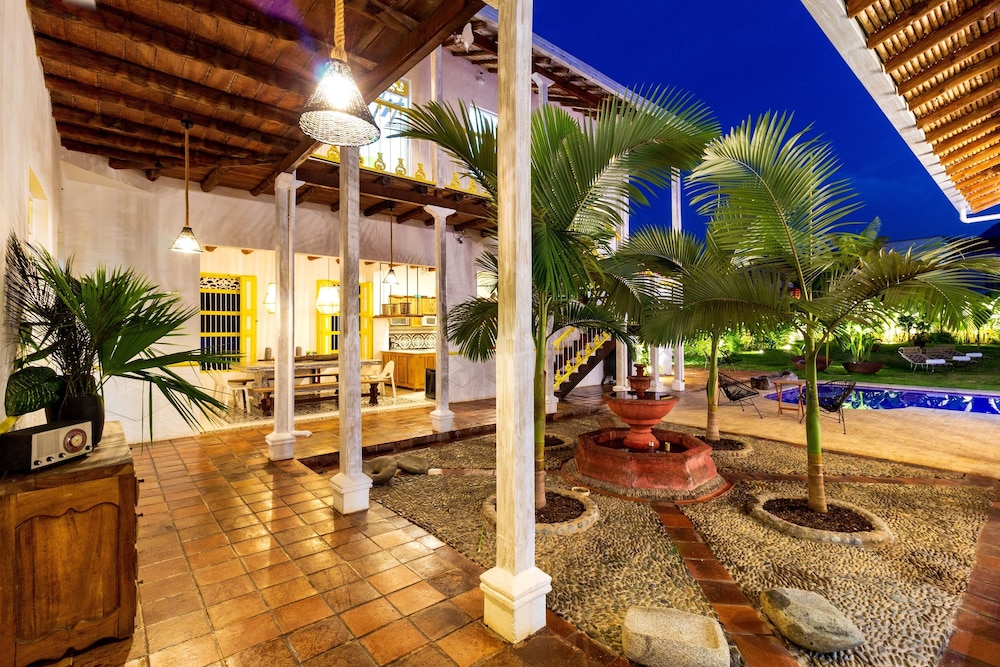 Hotel Cauca Viejo Fundadores 30/59