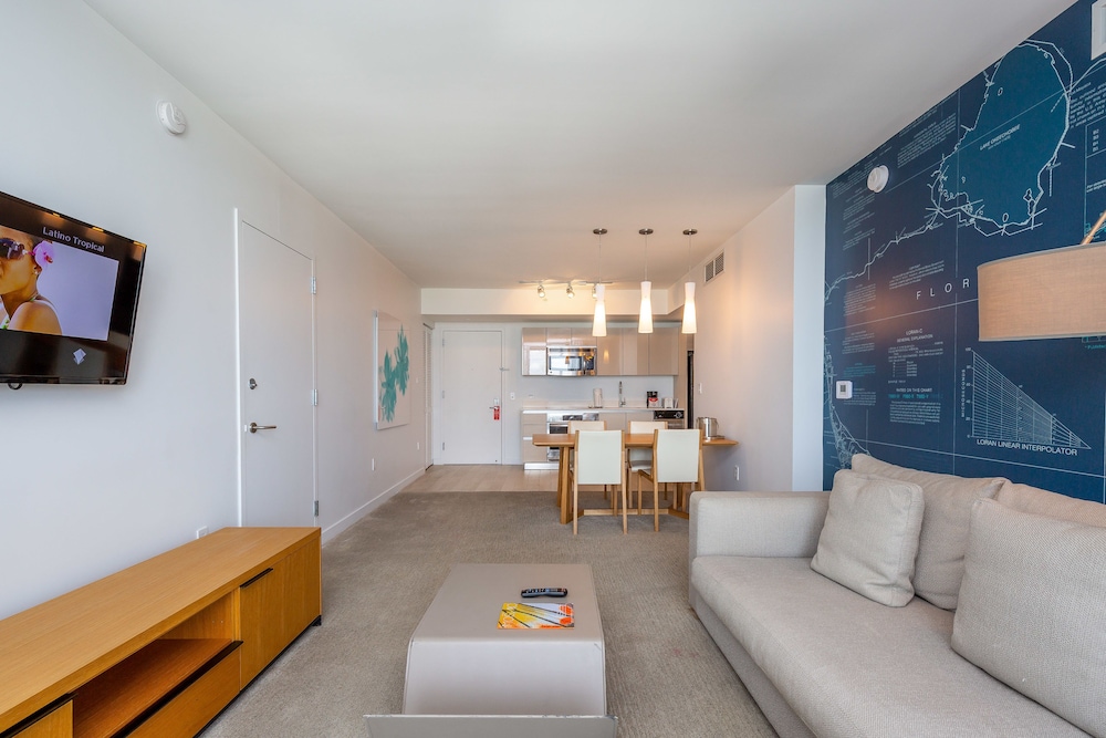 Private Ocean Luxury Condos at Beachwalk 27/50