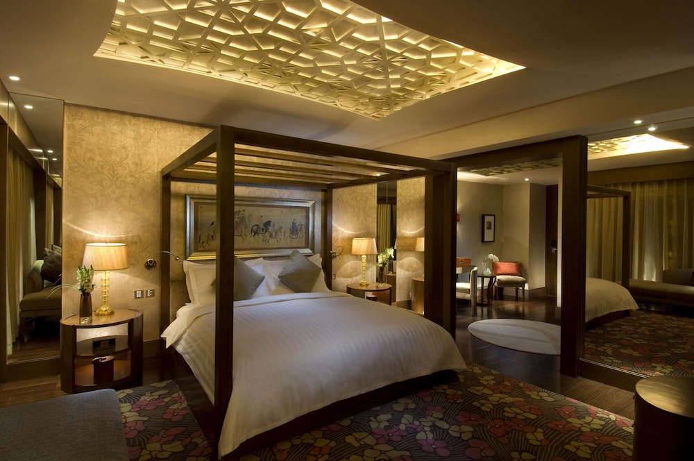 Hilton Beijing 13/85