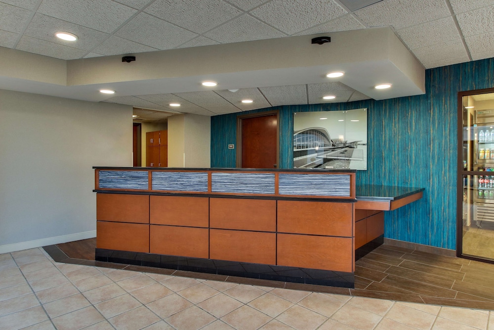 Pear Tree Inn St Louis Airport 3/45