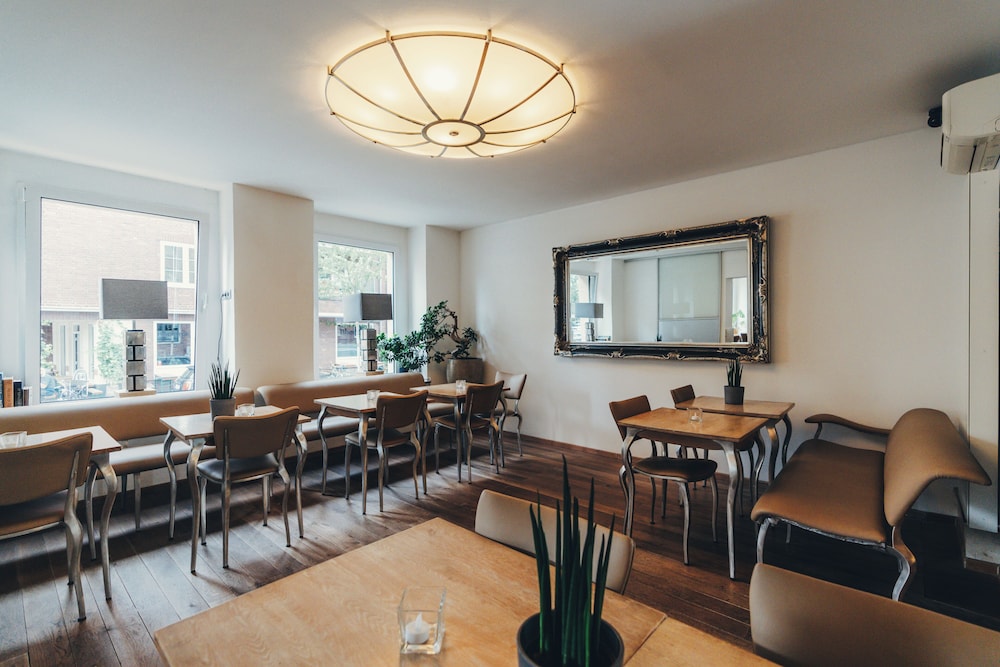 Boutique hotel Dusseldorf Berial 30/37