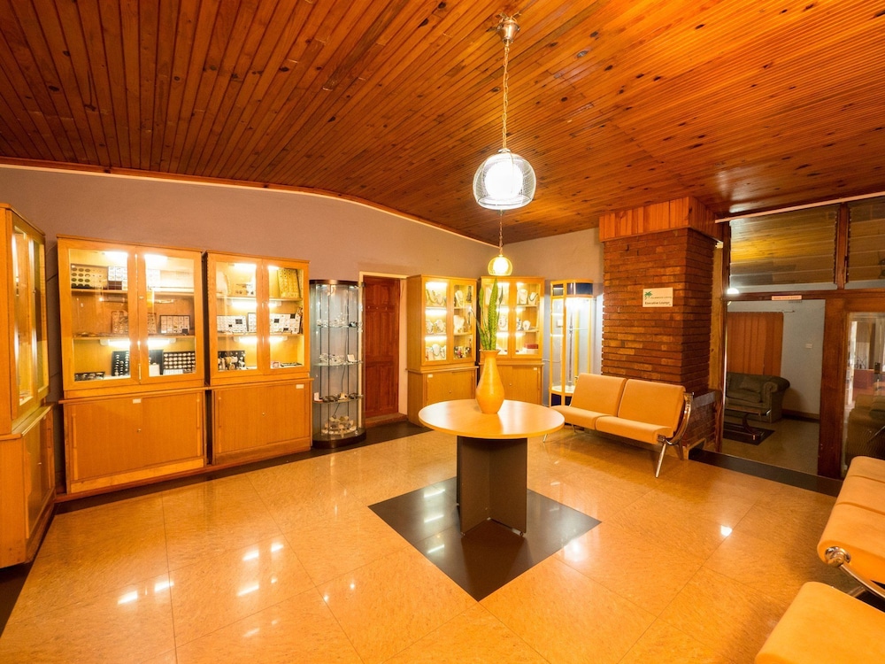 Palmwood Lodge 6/44