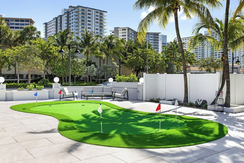 The Garden Hotel and Resort 54/62