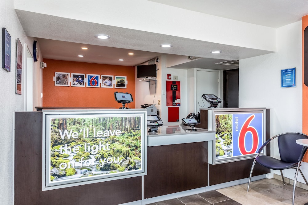 Motel6 Twin Falls, ID 38/43