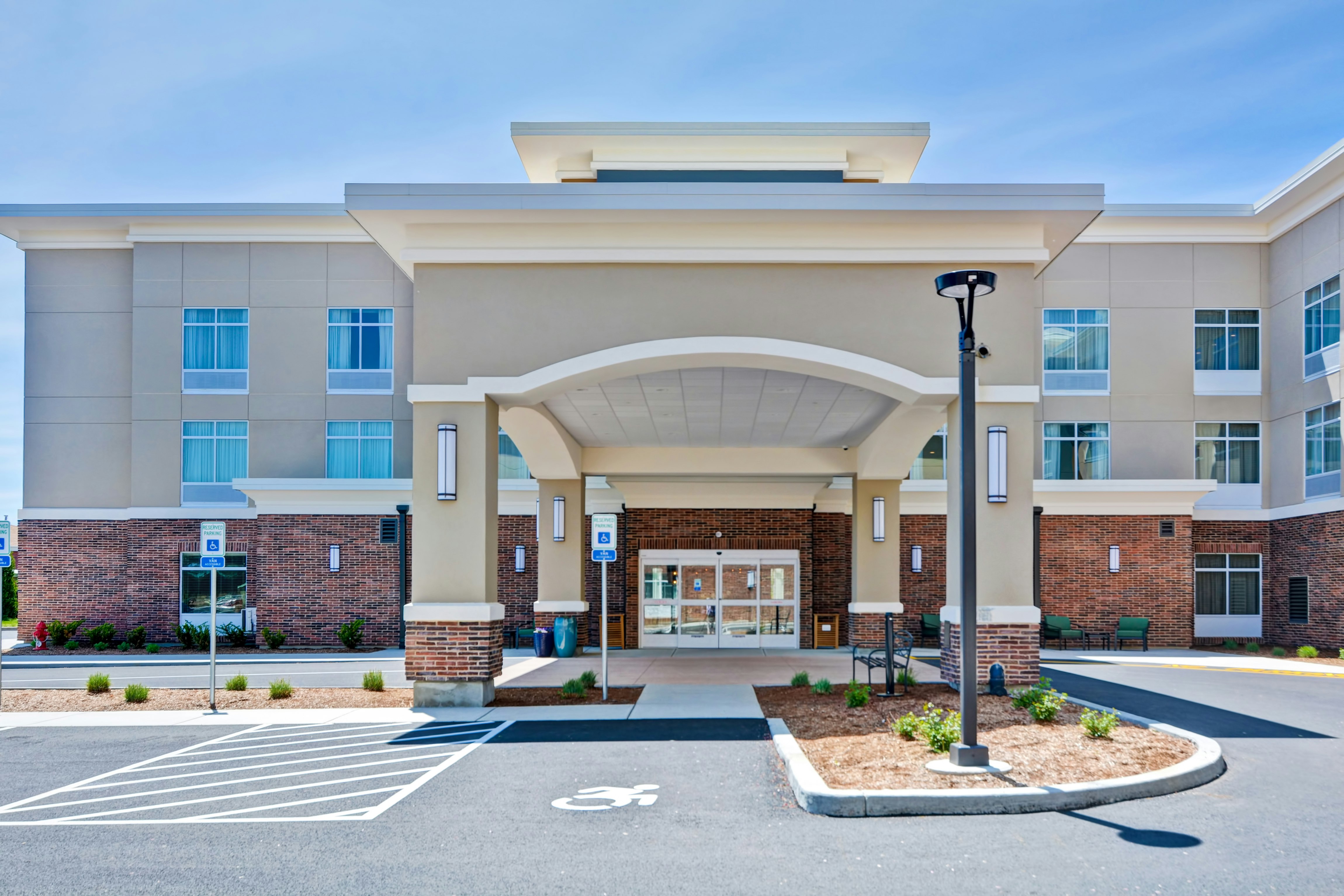 Homewood Suites by Hilton Hadley Amherst 24/26