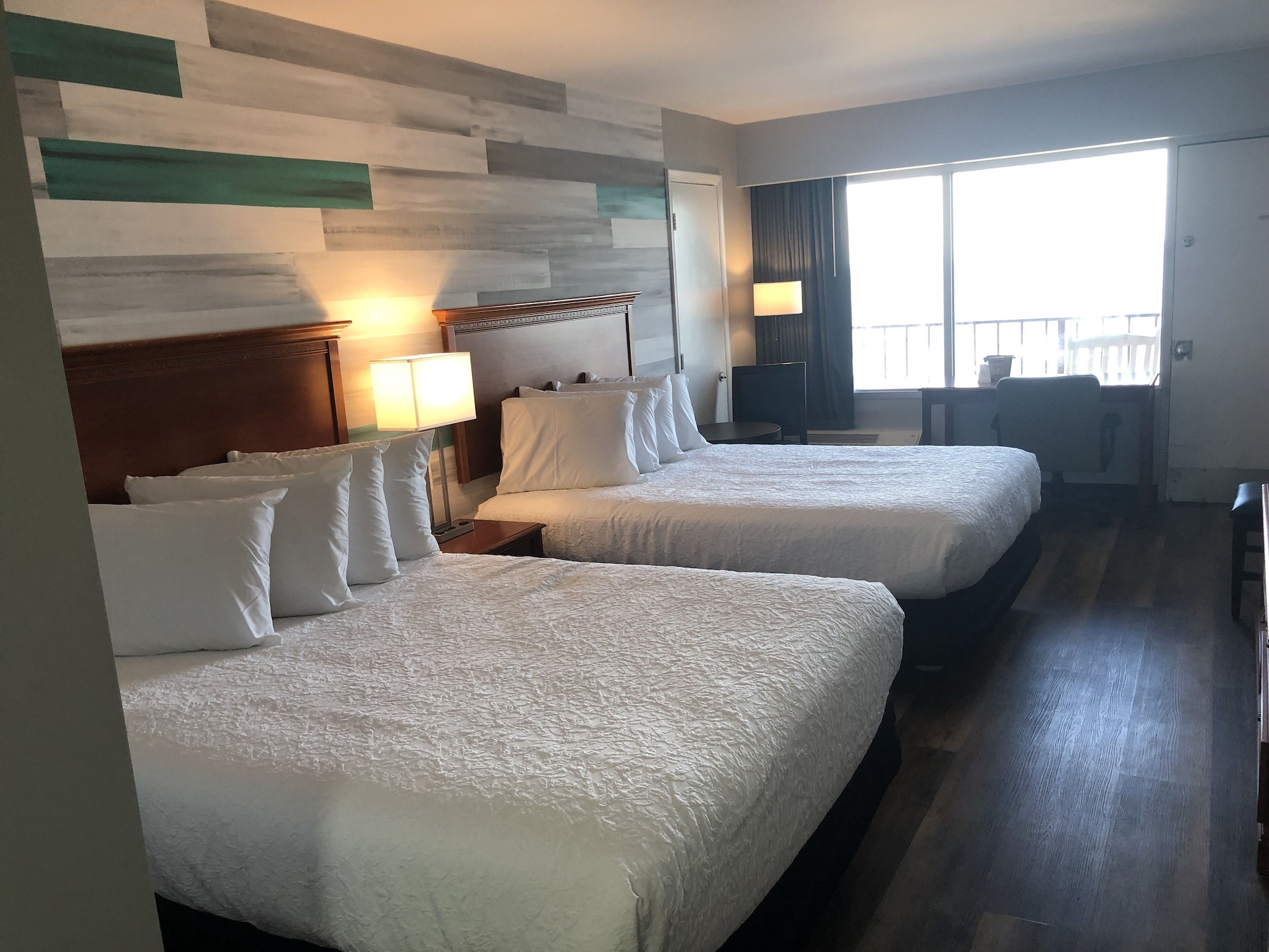 Premier, Studio, 2 Queen Beds, Ocean Front, Kitchenette