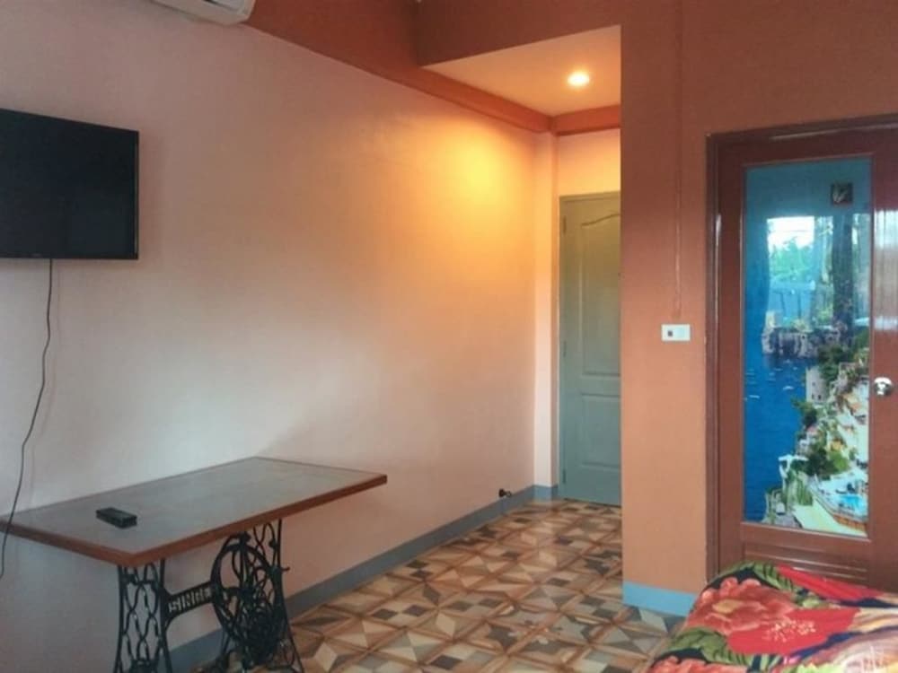 Maesai Orchid Hotel 33/37