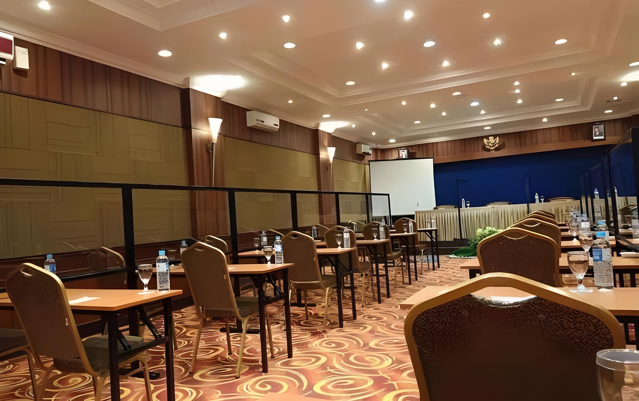 Hotel Roditha 27/30