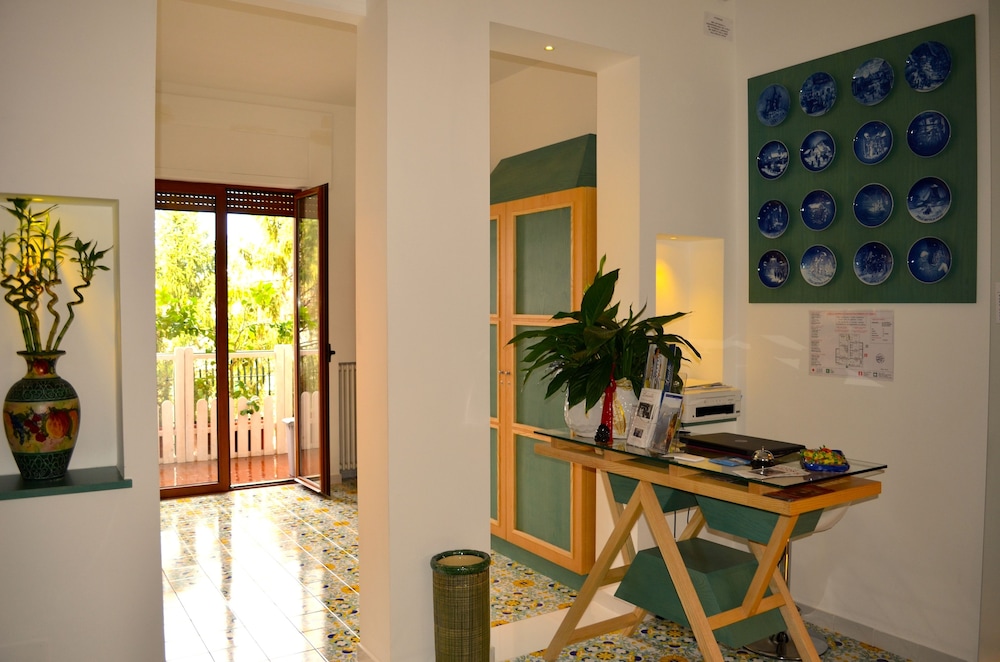 Luiselle Charming Accommodation Sorrento 20/32