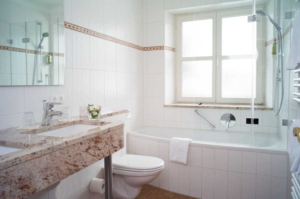 Klosterhotel Ludwig der Bayer 65/67