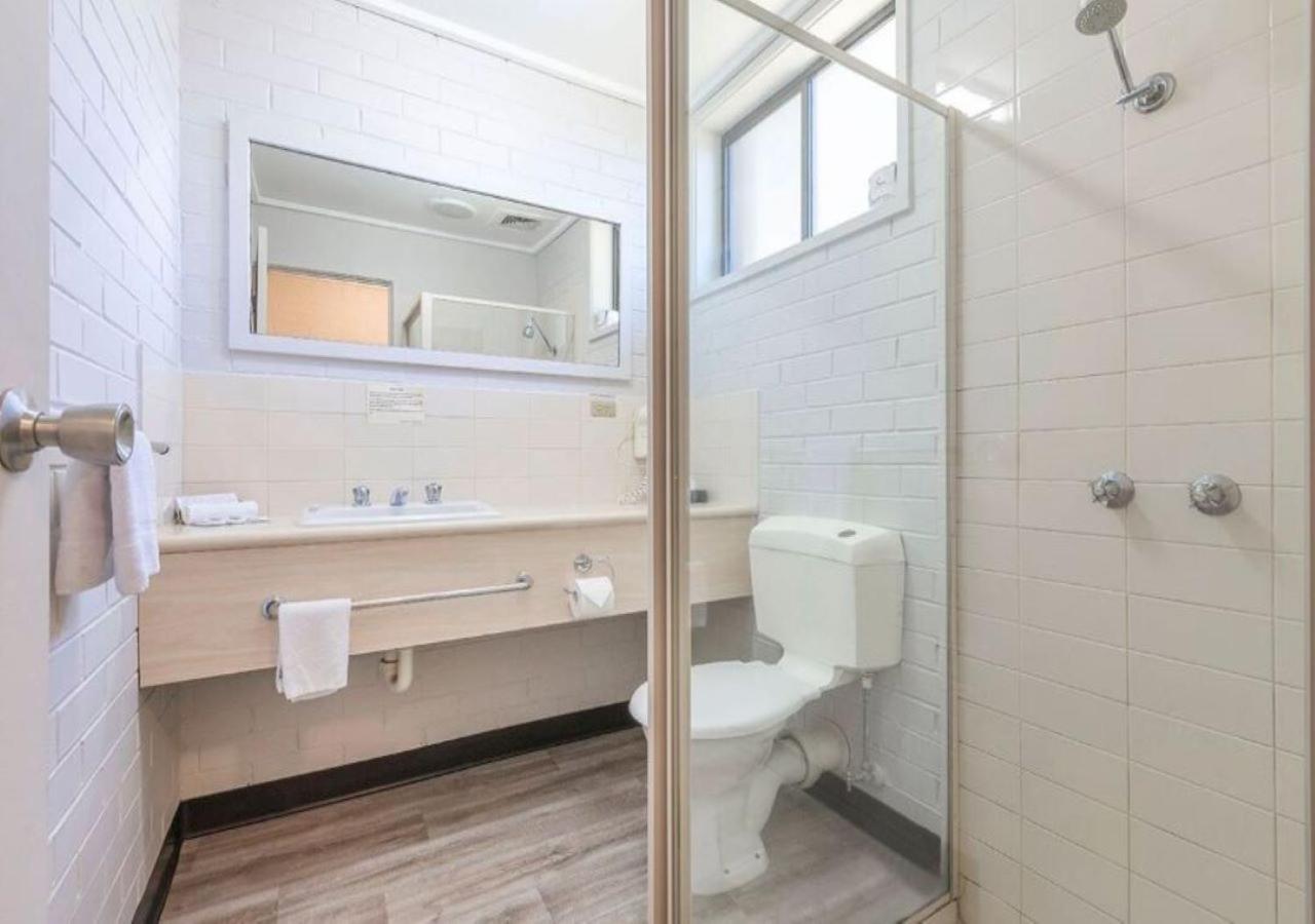 BURWOOD EAST MOTEL 16/16