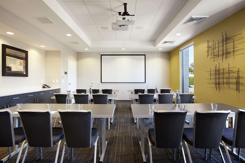 Home2 Suites by Hilton Salt Lake City/West Valley City, UT 22/25