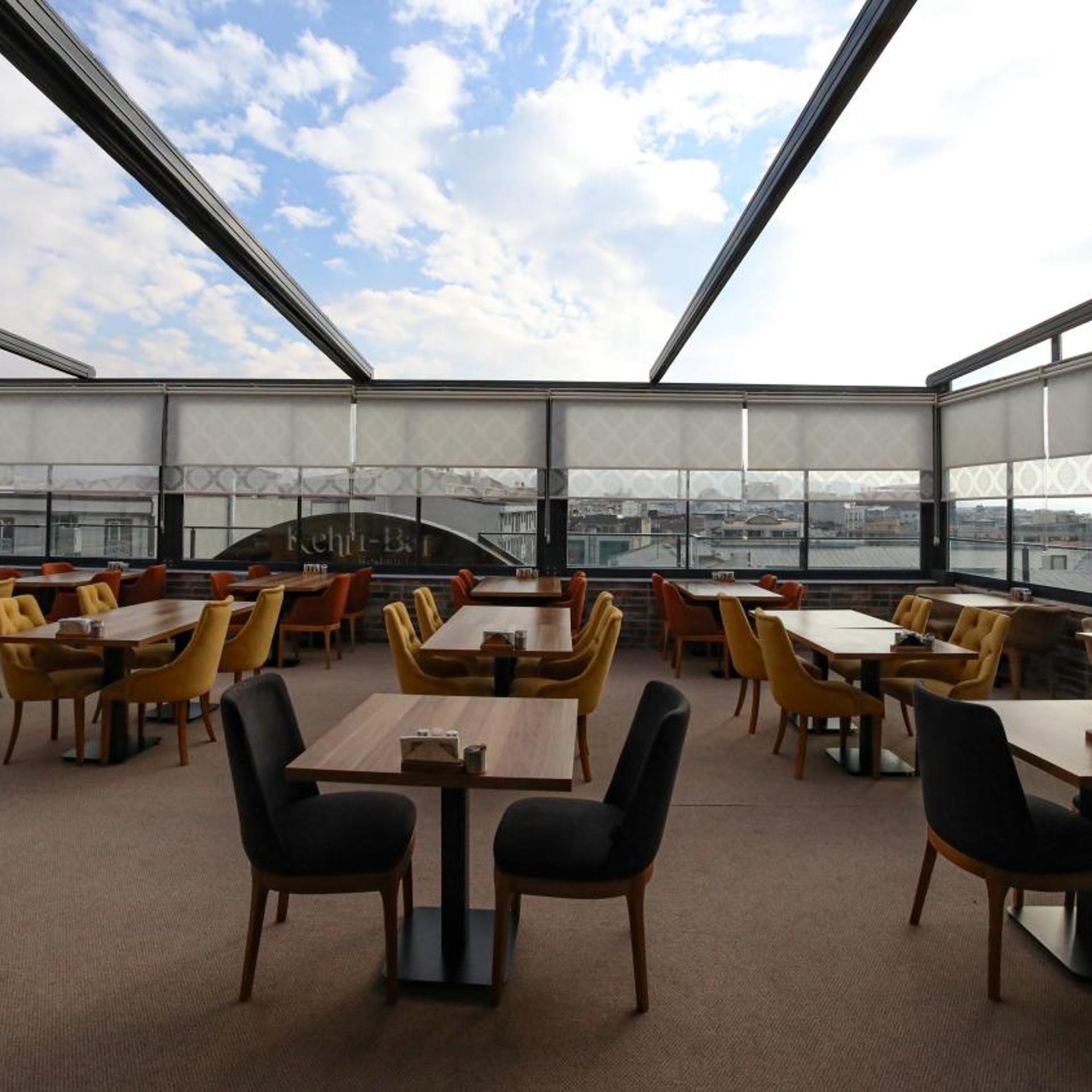 Rua World Hotel 33/45