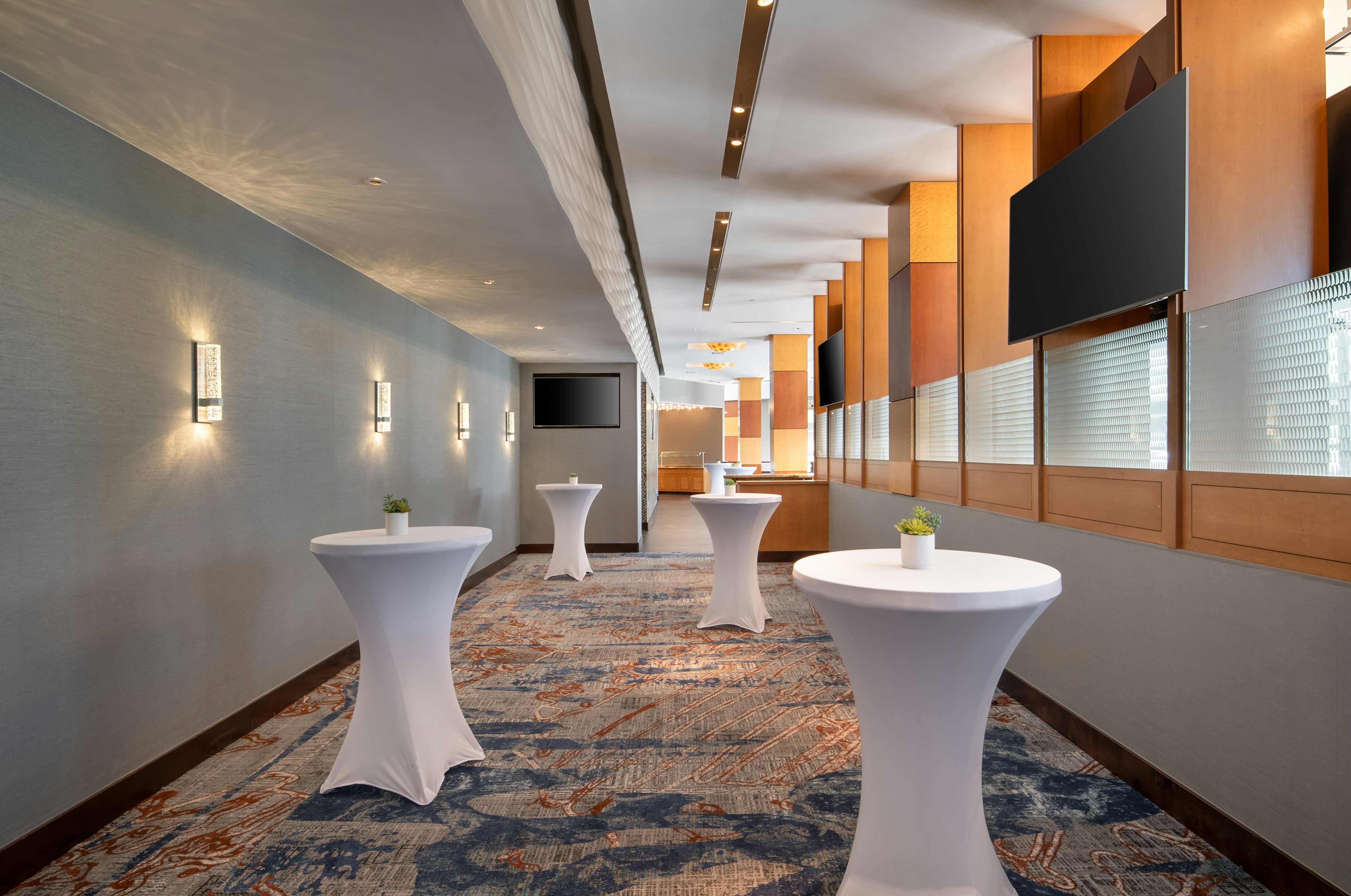 Hilton Baltimore Inner Harbor 79/84
